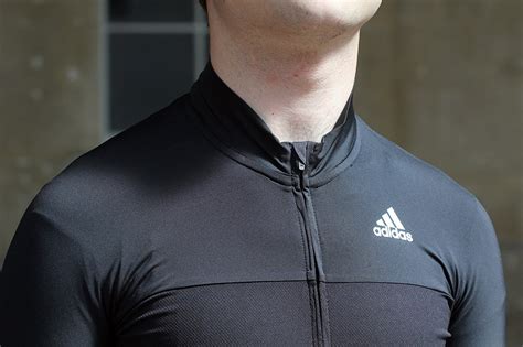 Review: Adidas adistar CD.Zero3 Jersey and Bodysuit 